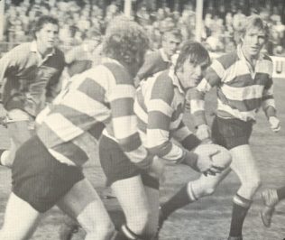 Brinn passes to Richardson, John Watkins in support 1974