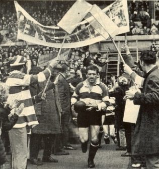 The first RFU club knock-out final 1972. Mike Nicholls leads Gloucester out under an arch of elver nets | Rugby World